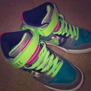 Nike Shoes Size 9